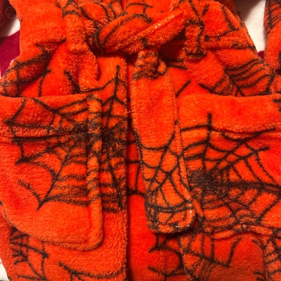 Toddler Spiderman Robe + Slippers - Picture 6 of 7